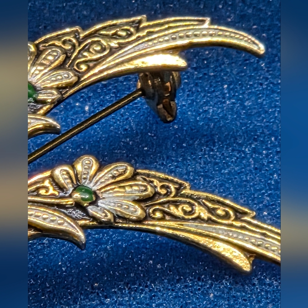 Damascene Flower Brooch with Pearl Accent - Picture 5 of 10